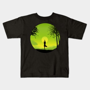 Tree pose - yoga - meditation Kids T-Shirt